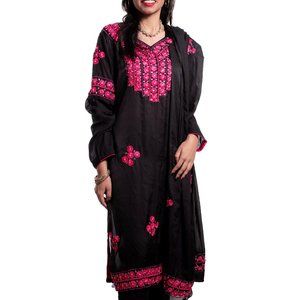 Black and Magenta Kameez and Dupatta
